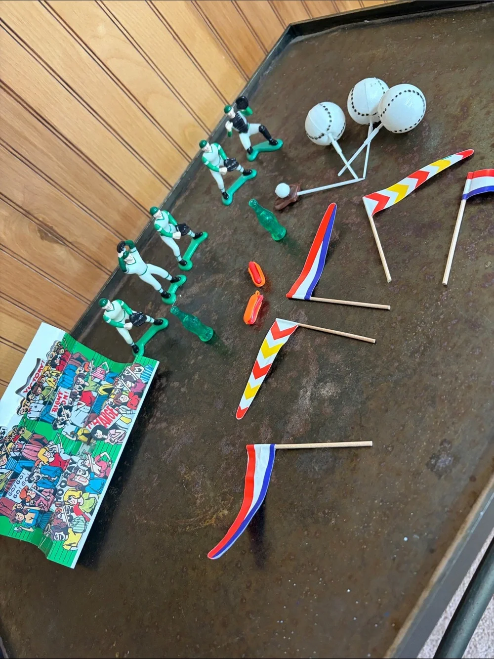 VTG 80s Baseball Birthday Party Cake Decorating Bundle- PopUp Stadium & Top Kit